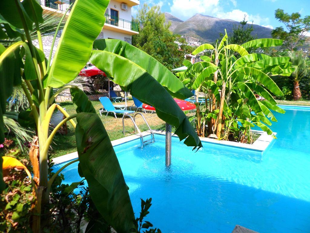 Hotel Belle Vue Dhërmi Екстериор снимка