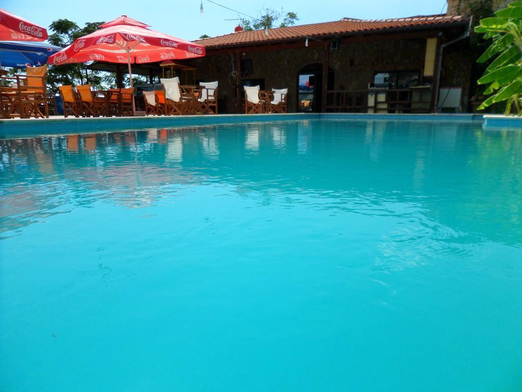 Hotel Belle Vue Dhërmi Екстериор снимка