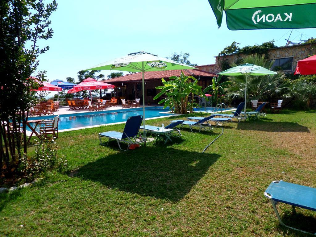 Hotel Belle Vue Dhërmi Екстериор снимка